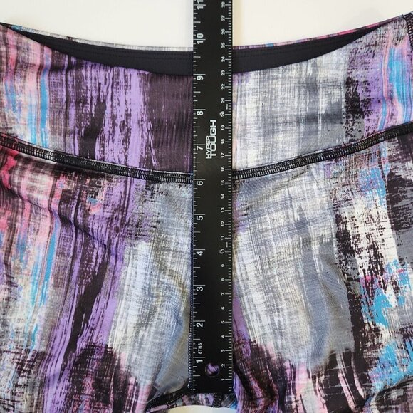 Beyond Yoga Capri Leggings M‎ Gray Purple Multicolor Bold Colorful Activewear - Picture 8 of 9